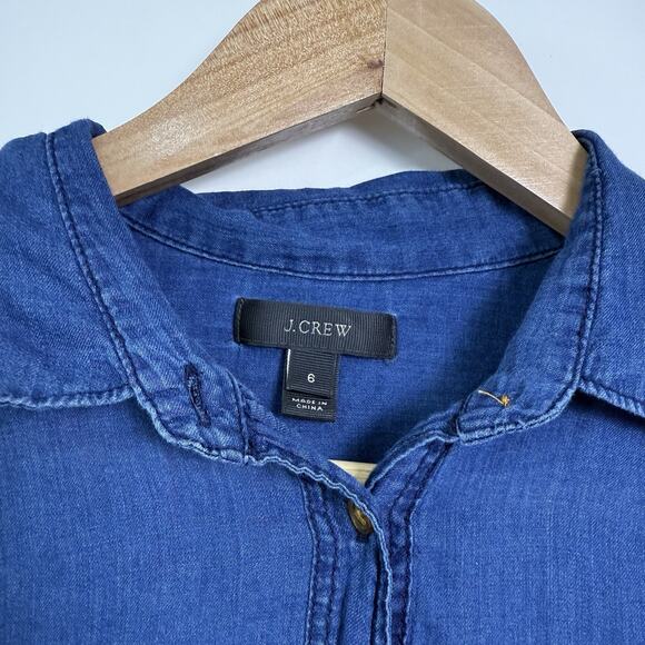 J Crew Chambray Popover Top Womens Size 6 Blue Flap Pockets Western Casual - Picture 2 of 6